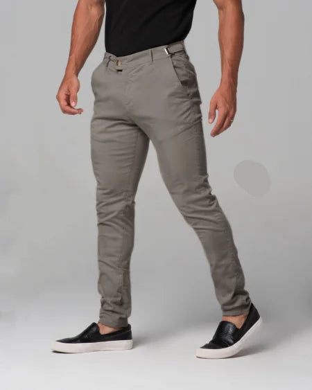 Nobreza Brasil

masculino

cinco jeans

elegante

casual

bonita