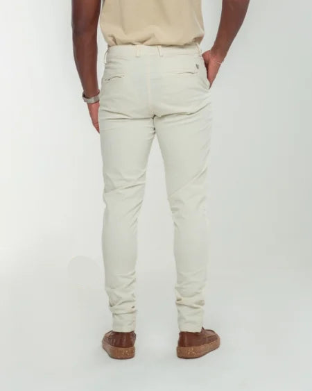 calça bonita

calça casual

calça elegante

calça jeans

calça masculina

Nobreza Brasil