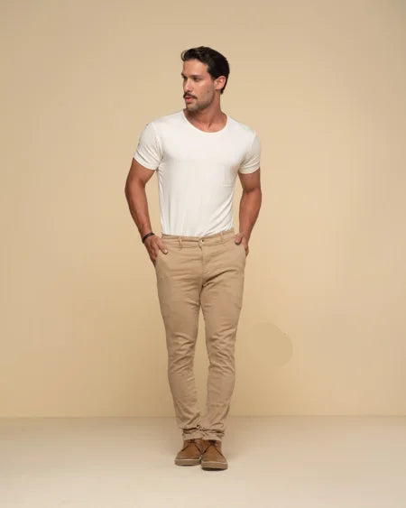 calça bonita

calça casual

calça elegante

calça jeans

calça masculina

Nobreza Brasil