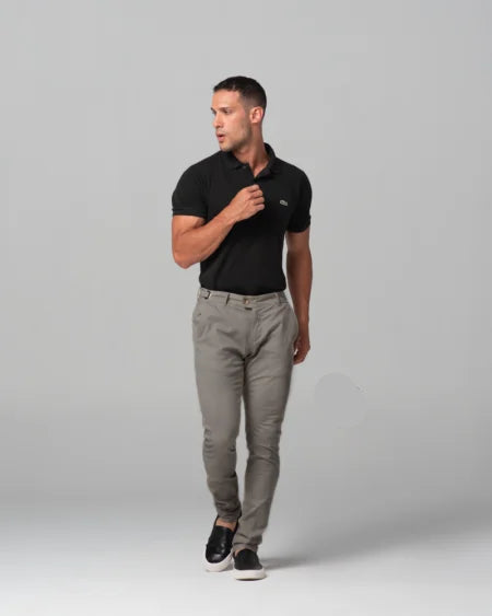 Nobreza Brasil

masculino

cinco jeans

elegante

casual

bonita