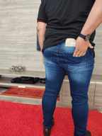 
calça bonita

calça casual

calça elegante

calça jeans

Nobreza Brasil