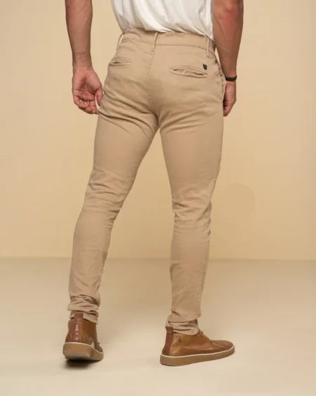 calça bonita

calça casual

calça elegante

calça jeans

calça masculina

Nobreza Brasil